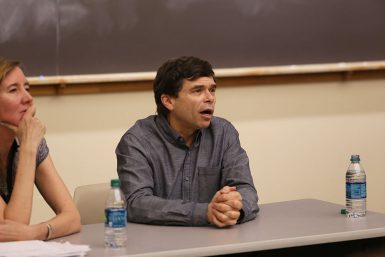 Rezendes talked about his work with the Boston Globe and the Spotlight team. (Emma Knutson | The Media School)