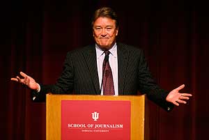 CBS 60 Minutes correspondent Steve Kroft speaking at a podium