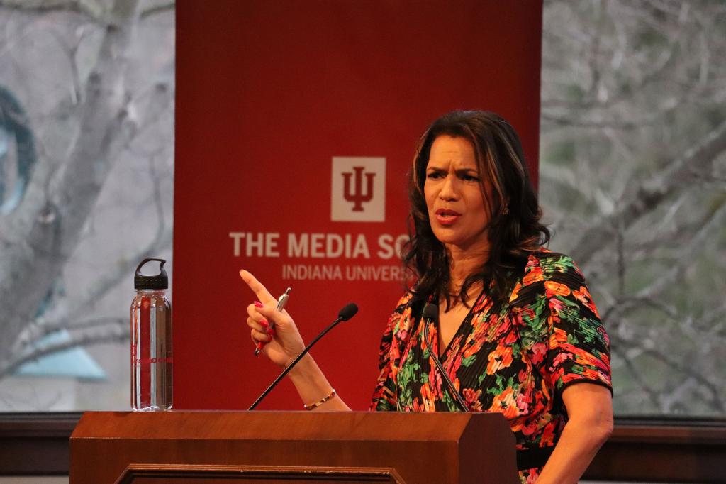 Fredricka Whitfield speaks at a lectern