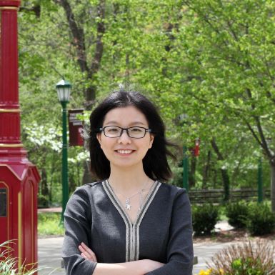 Headshot of Jingjing Han.