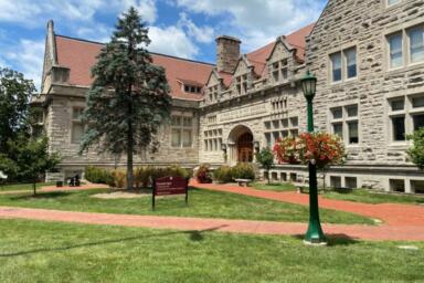 Exterior shot of Franklin Hall during the summer.