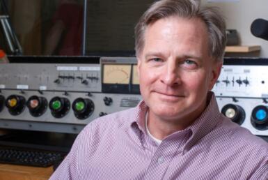 Headshot of Mike Conway.